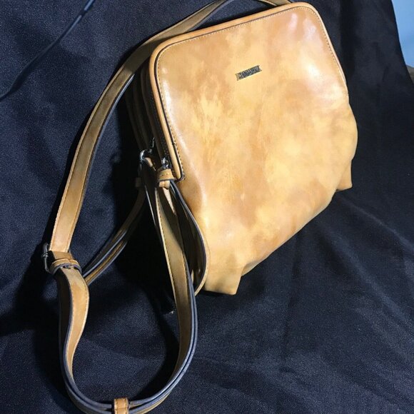 PinkStix Faux Leather Tan Crossbody Bag Purse Chettah Print Lining - Picture 3 of 13